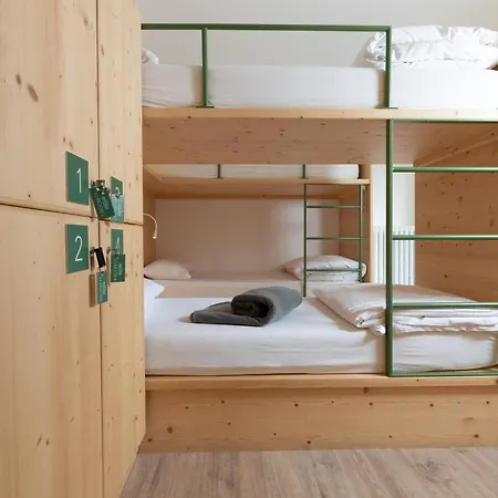 Alpino بورمْيو