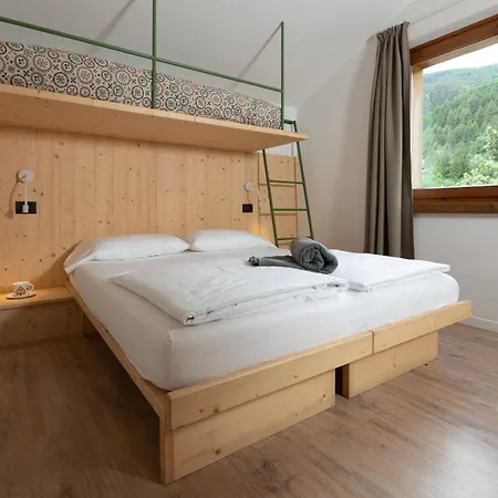Alpino Hotel 4*